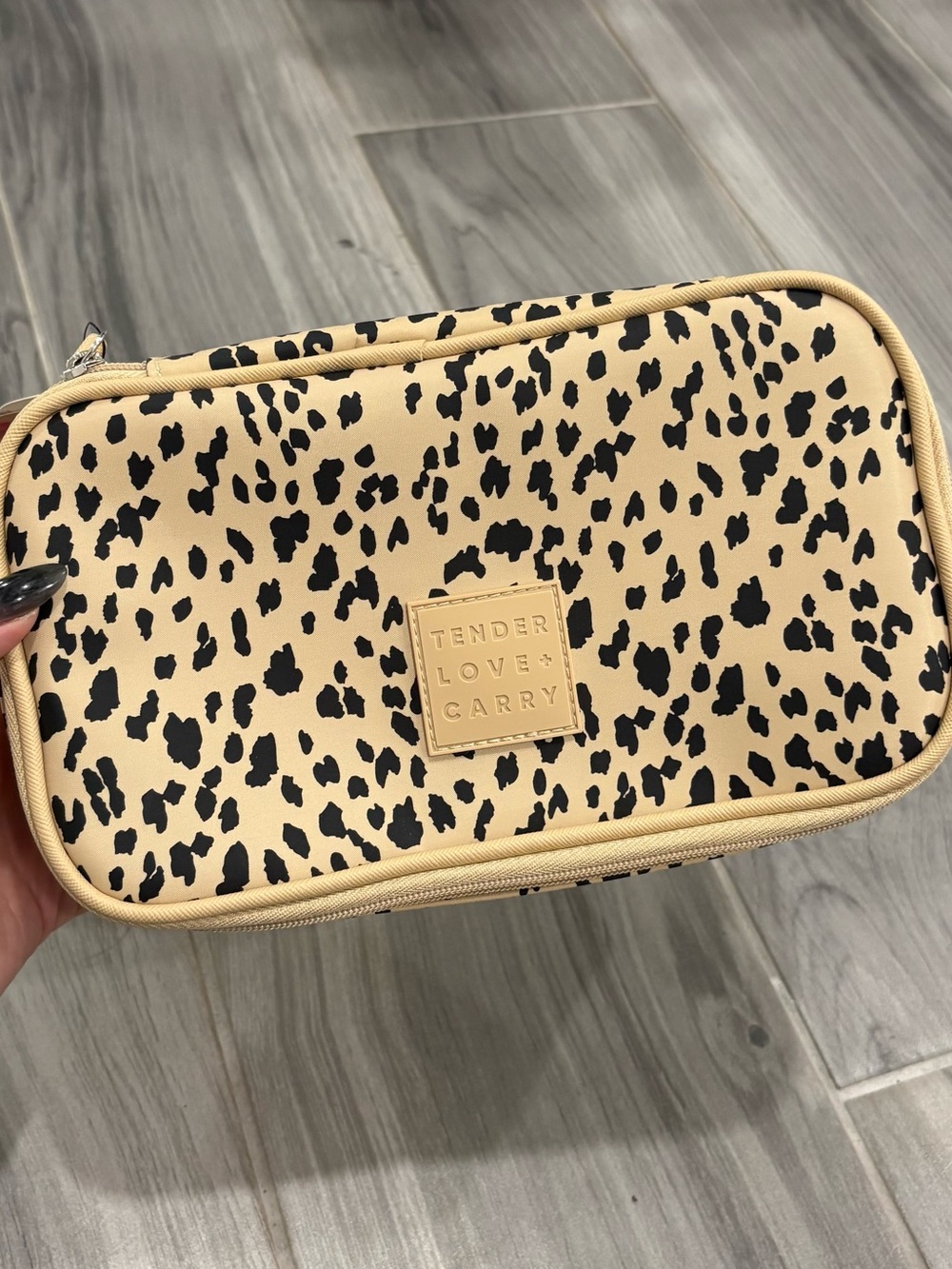 NWT tender love + carry makeup bag